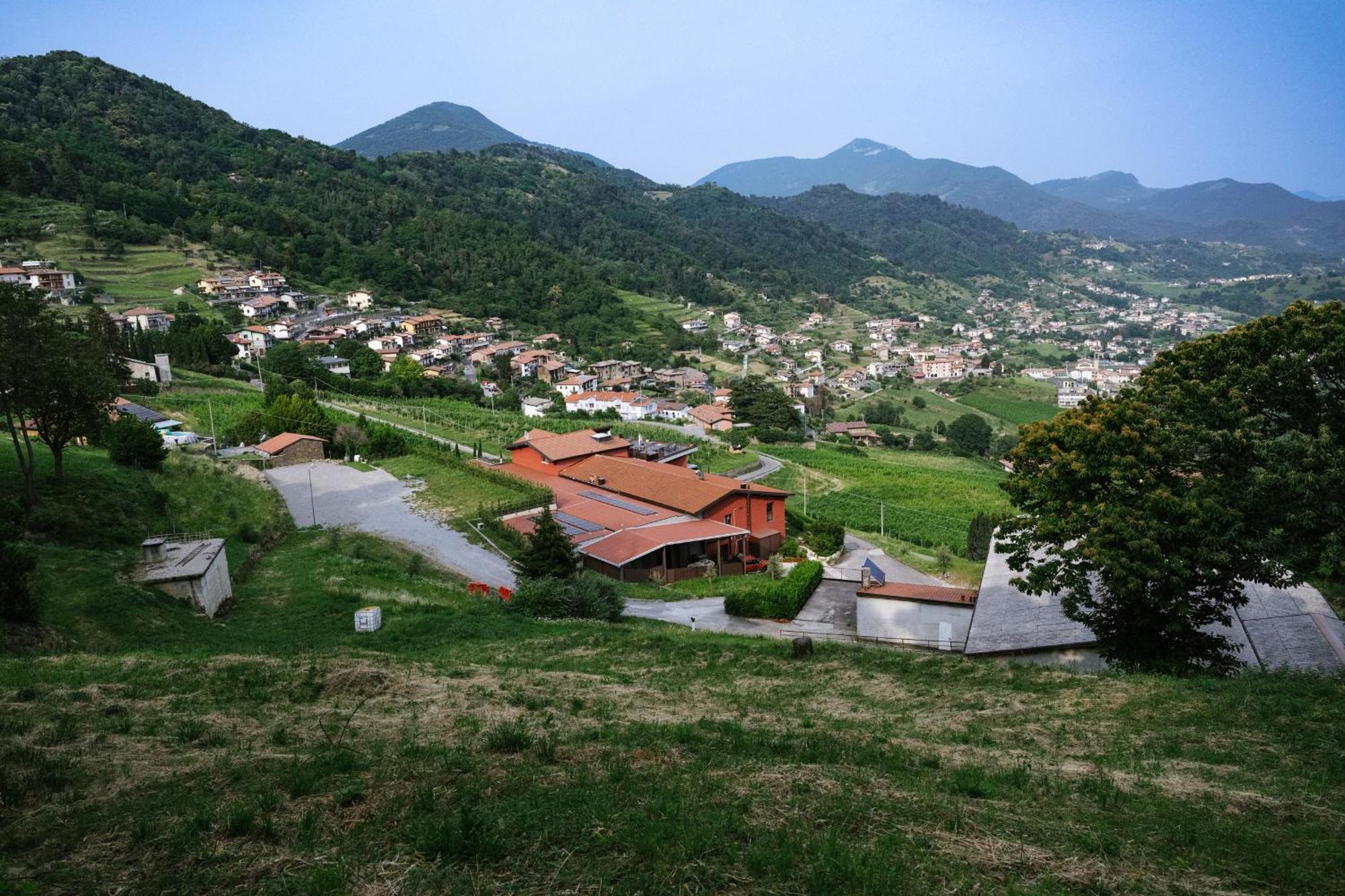 Agriturismo Podere Cavaga Lago d'Iseo Agribio Winery Foresto Sparso Esterno foto